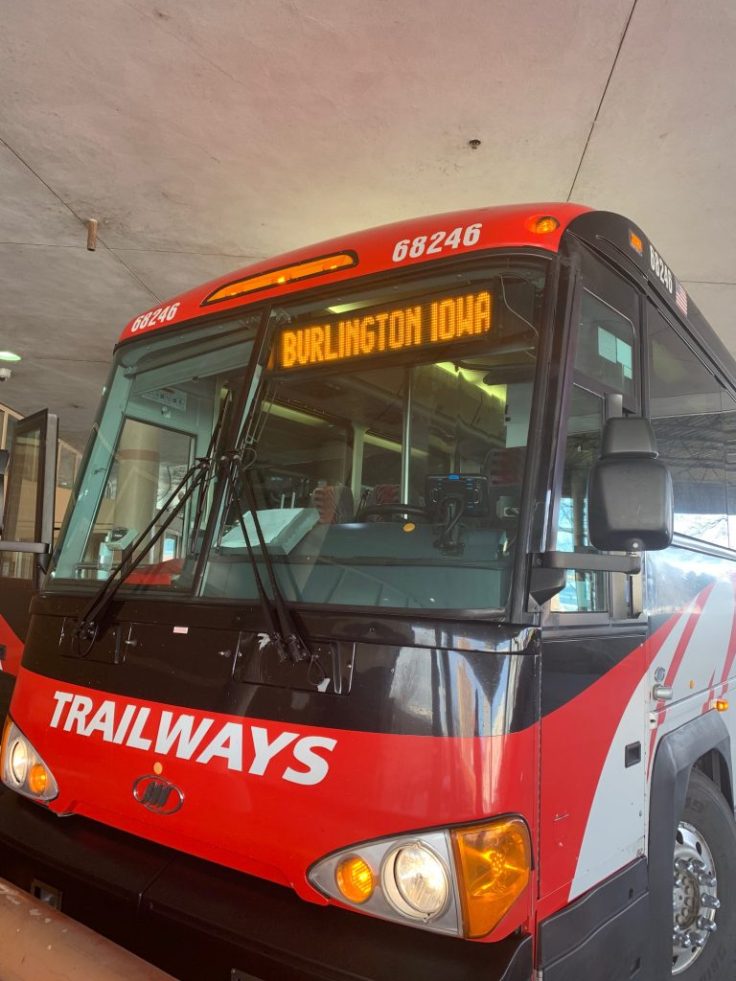 Trailways bus